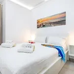 1012 Cristianos Front Row Sea, Pool Free Wifi