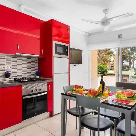 Appartamento 1012 Cristianos Front Row Sea, Pool Free Wifi *