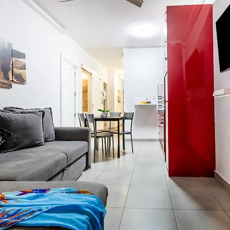 1012 Cristianos Front Row Sea, Pool Free Wifi