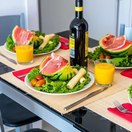 Apartament 1012 Cristianos Front Row Sea, Pool Free Wifi *