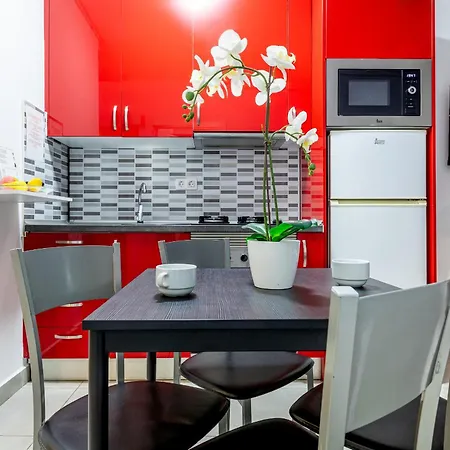 Appartement 1012 Cristianos Front Row Sea, Pool Free Wifi *