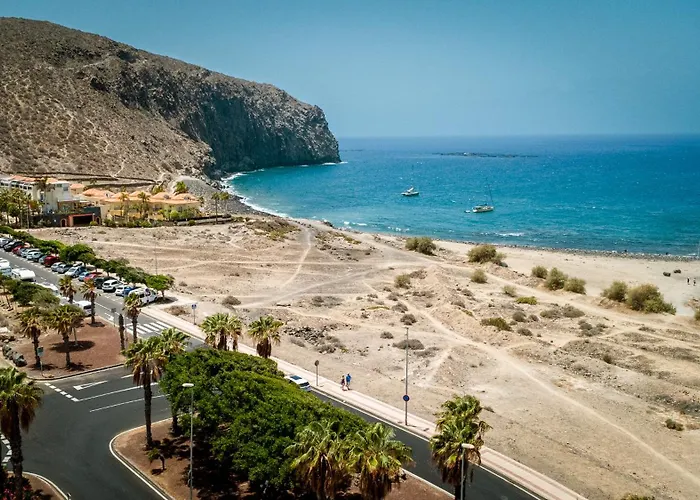 1012 Cristianos Front Row Sea, Pool Free Wifi Apartmán *